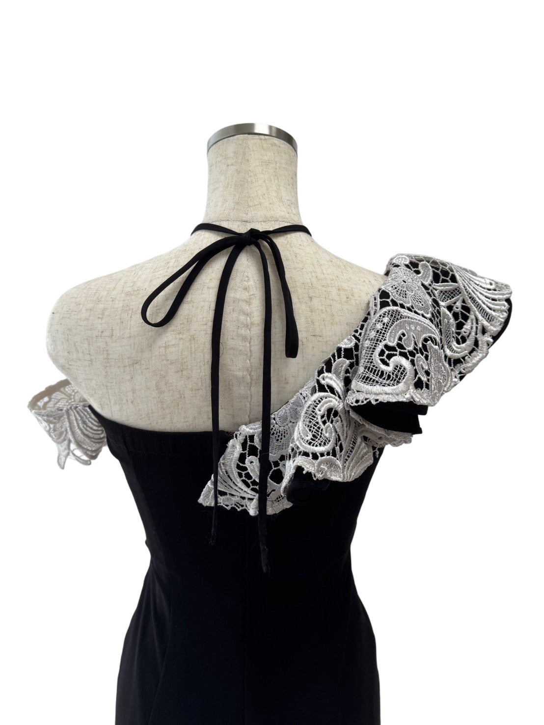 【140】レース フリル シースルー オフショルダー ネックリボン ROBE de FLEURS Glossy