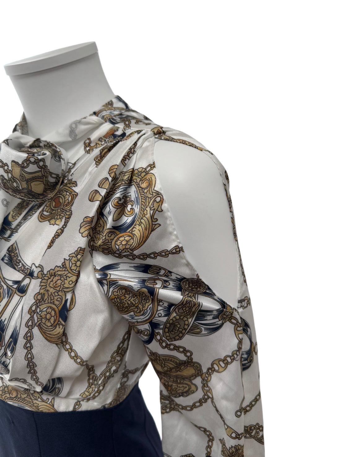 【129】袖あり リボン スリット ひざ丈 ミディアムドレス DEA.by ROBE de FLEURS