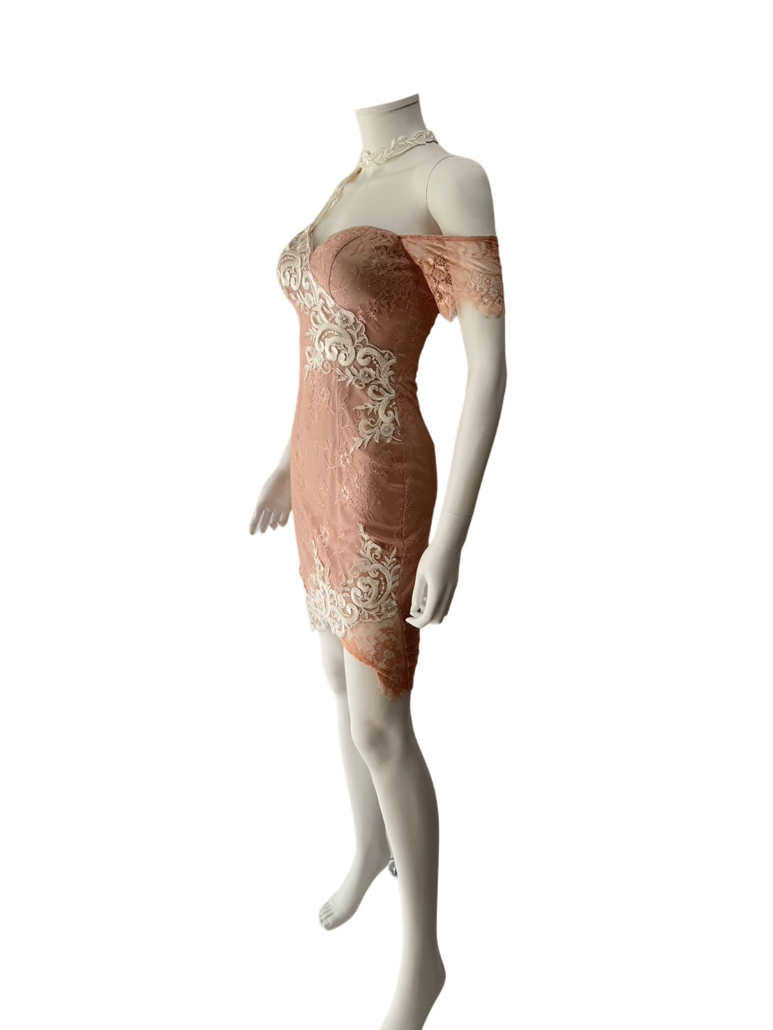 【137】レース オフショルダー シースルー ひざ丈 ミディアムドレス DEA.by ROBE de FLEURS