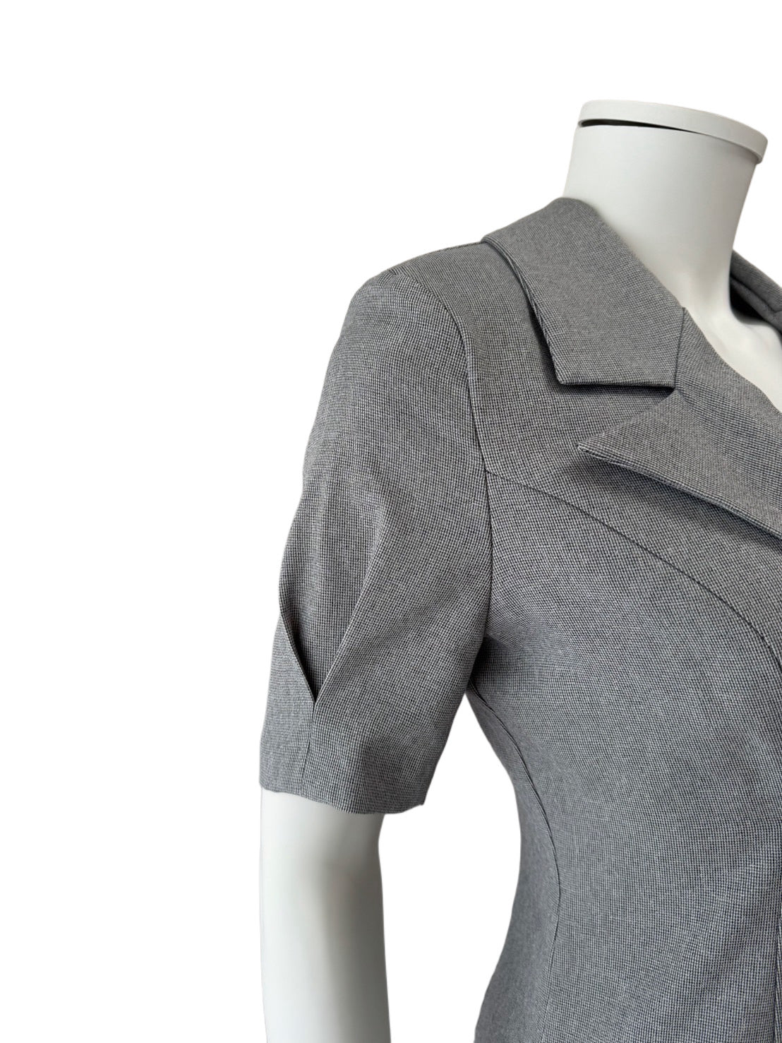 【161】プリーツ 袖あり 襟付き Vネック ミニドレス an