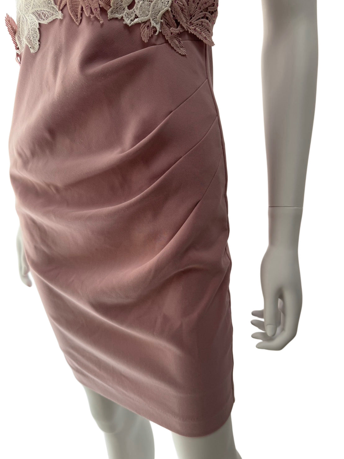 【108】レース ノースリーブ サイドギャザー ひざ丈 ミディアムドレス JEAN MACLEAN