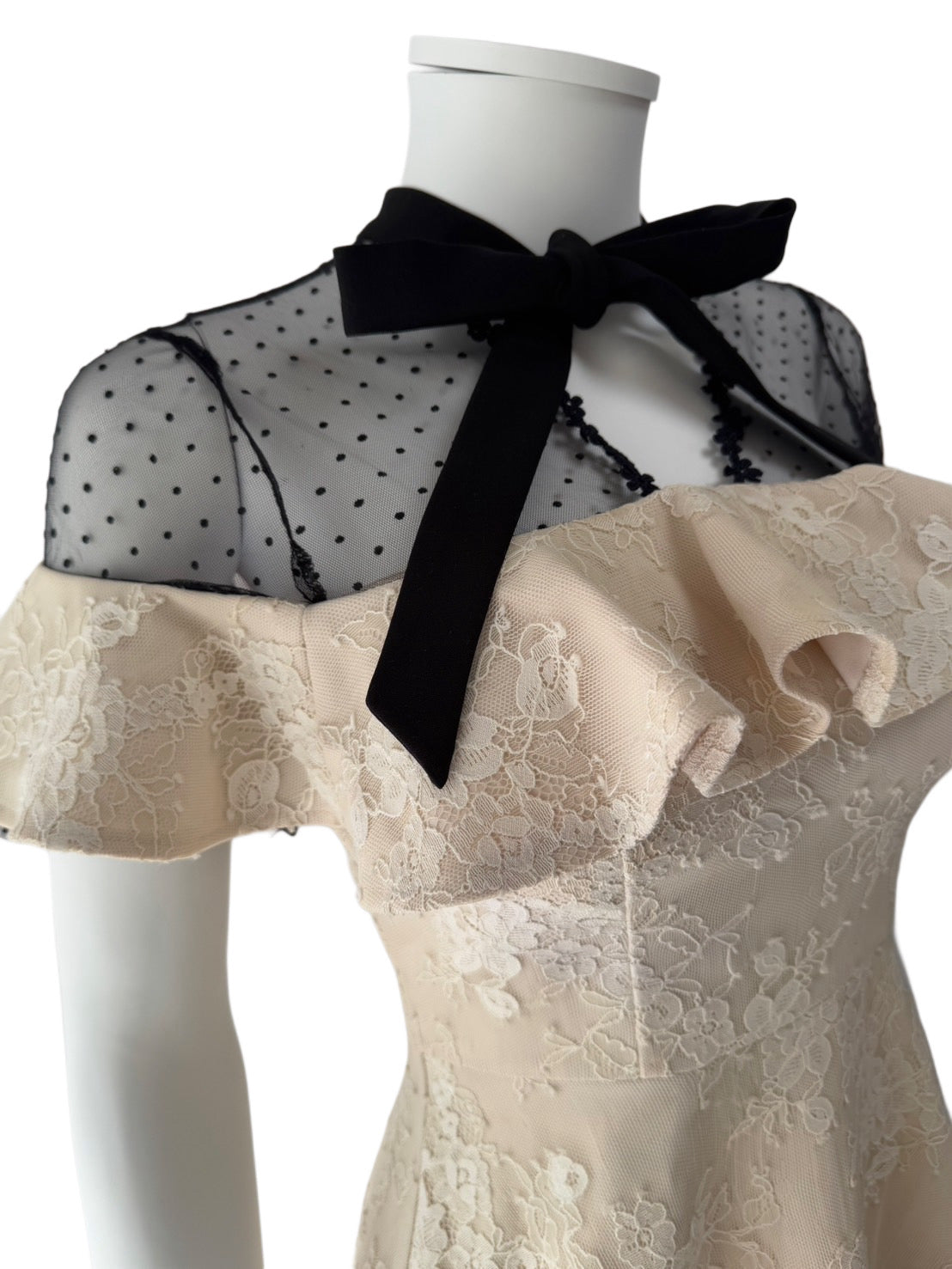 【132】フレア フリル シースルー ネックリボン ミニドレス ROBE de FLEURS