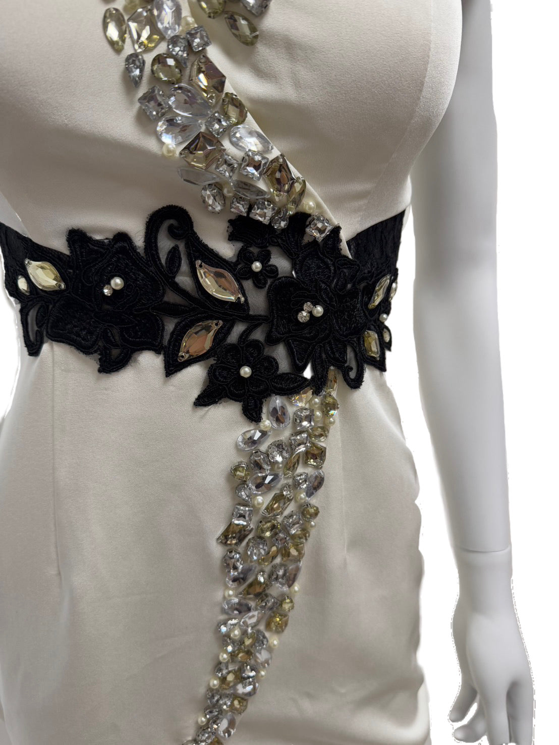 【109】レース ビジュー スリット ミニ丈 ミニドレス ROBE de FLEURS Glossy