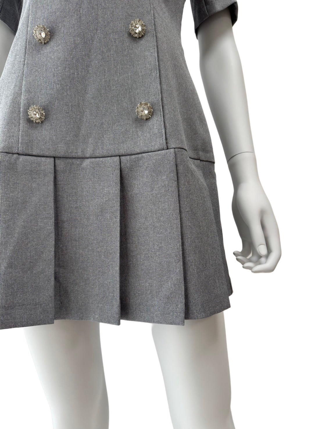 【161】プリーツ 袖あり 襟付き Vネック ミニドレス an