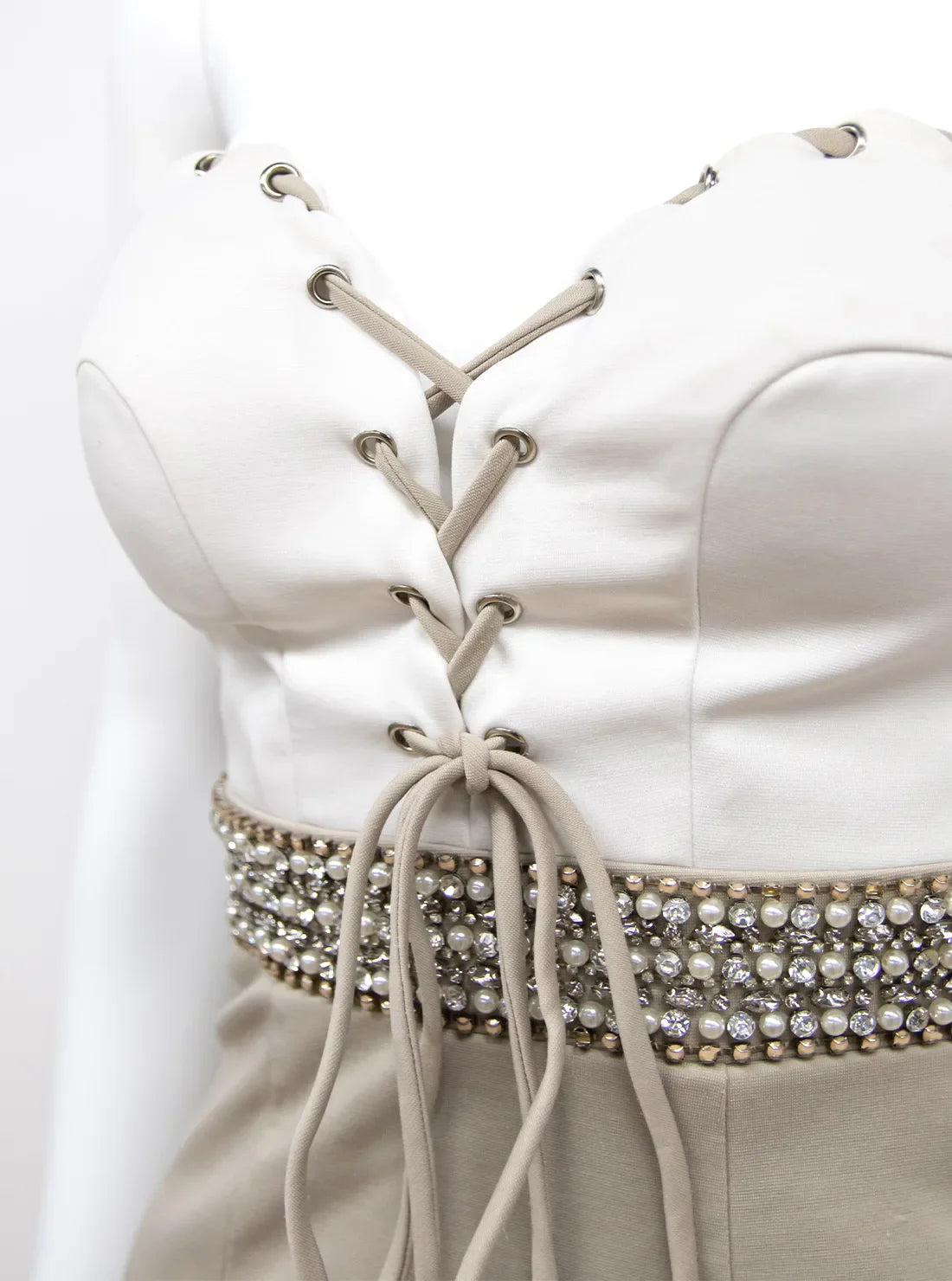 オフショル ビジュー タイト ミニドレス キャバドレス ANGEL R | et toi（エトワ） レンタルキャバドレス