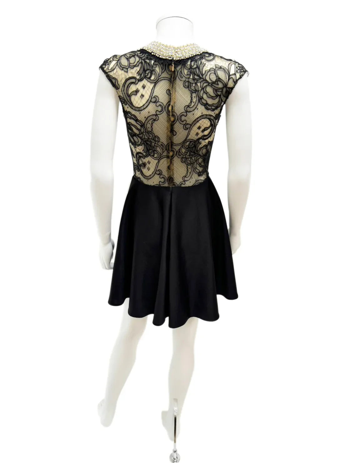 ハイネック フレア レース ビジュー ミニドレス キャバドレス ANGEL R | et toi（エトワ） レンタルキャバドレス