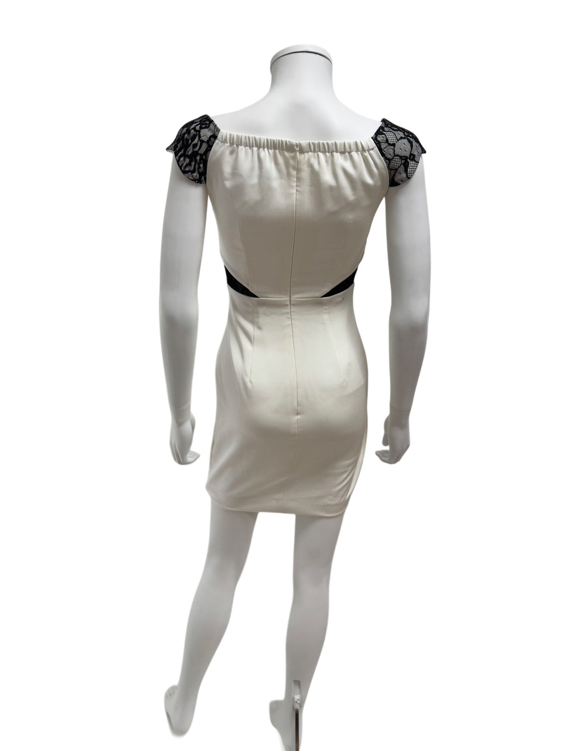 【109】レース ビジュー スリット ミニ丈 ミニドレス ROBE de FLEURS Glossy