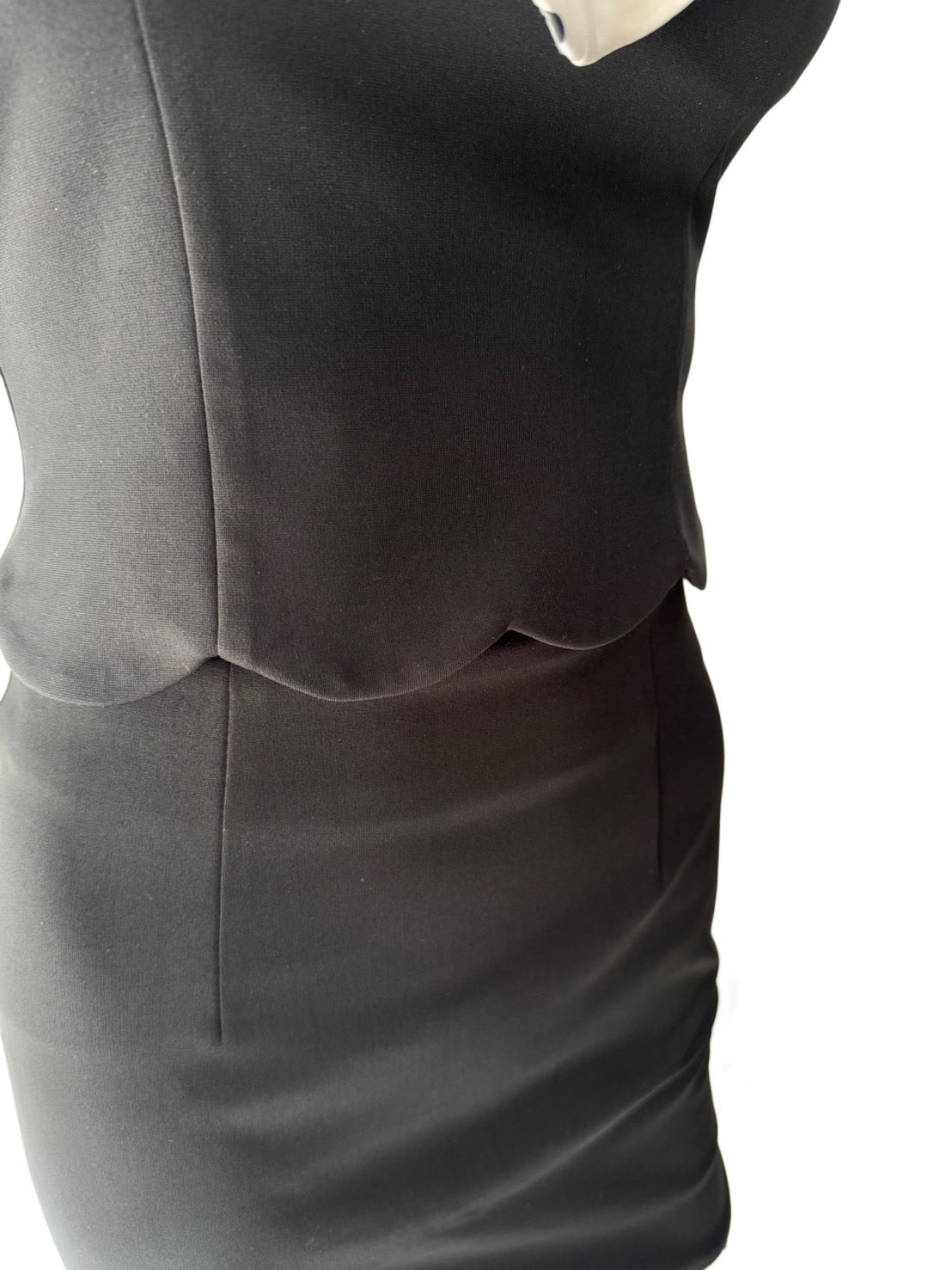 【101】フリル セットアップ ネックリボン ミニ丈 ミニドレス an