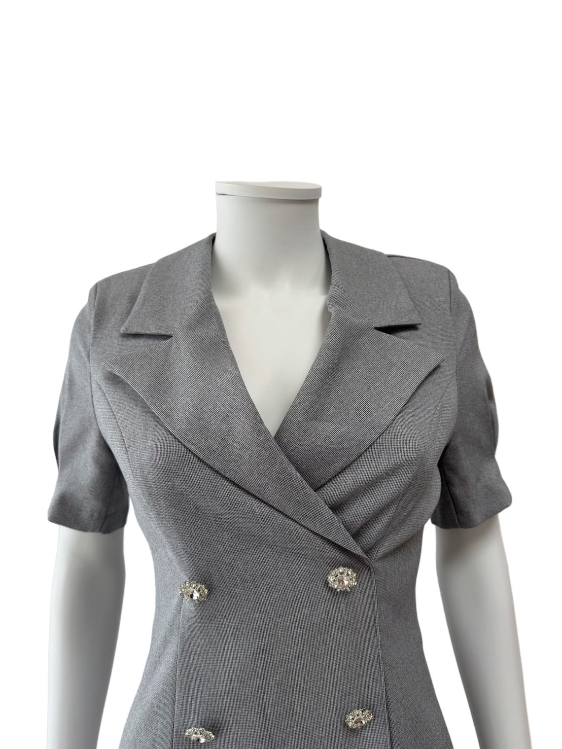 【161】プリーツ 袖あり 襟付き Vネック ミニドレス an