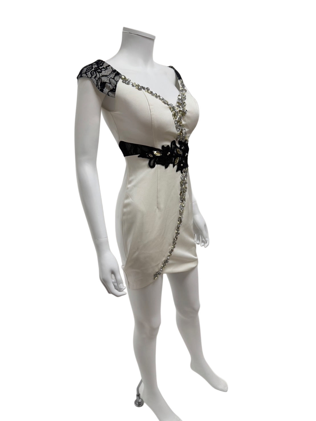 【109】レース ビジュー スリット ミニ丈 ミニドレス ROBE de FLEURS Glossy