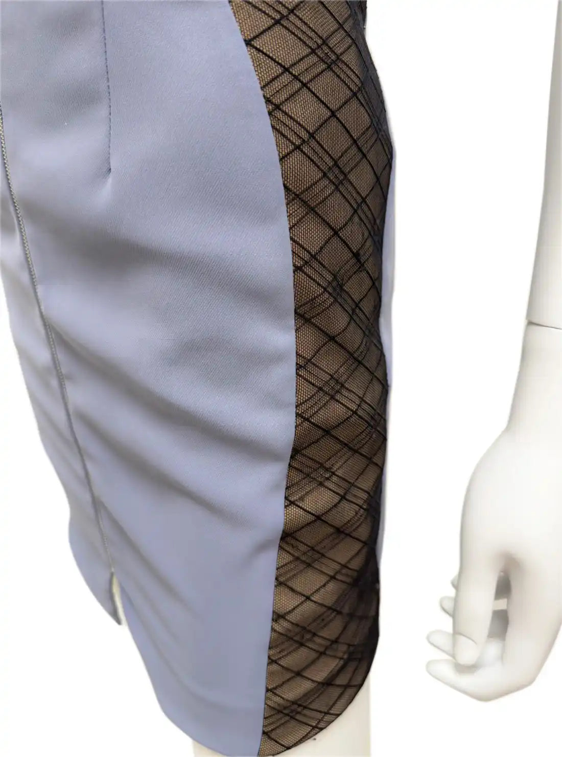 オフショル フリル フロントジップ タイト ミニドレス キャバドレス ROBE de FLEURS Glossy | et toi（エトワ） レンタルキャバドレス